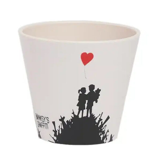 KIDS ON GUNS BY BANKSY - Vaso de diseño ecológico en plástico reciclado - sólo en cialdeweb.it cápsulas monodosis máquinas de café y accesorios